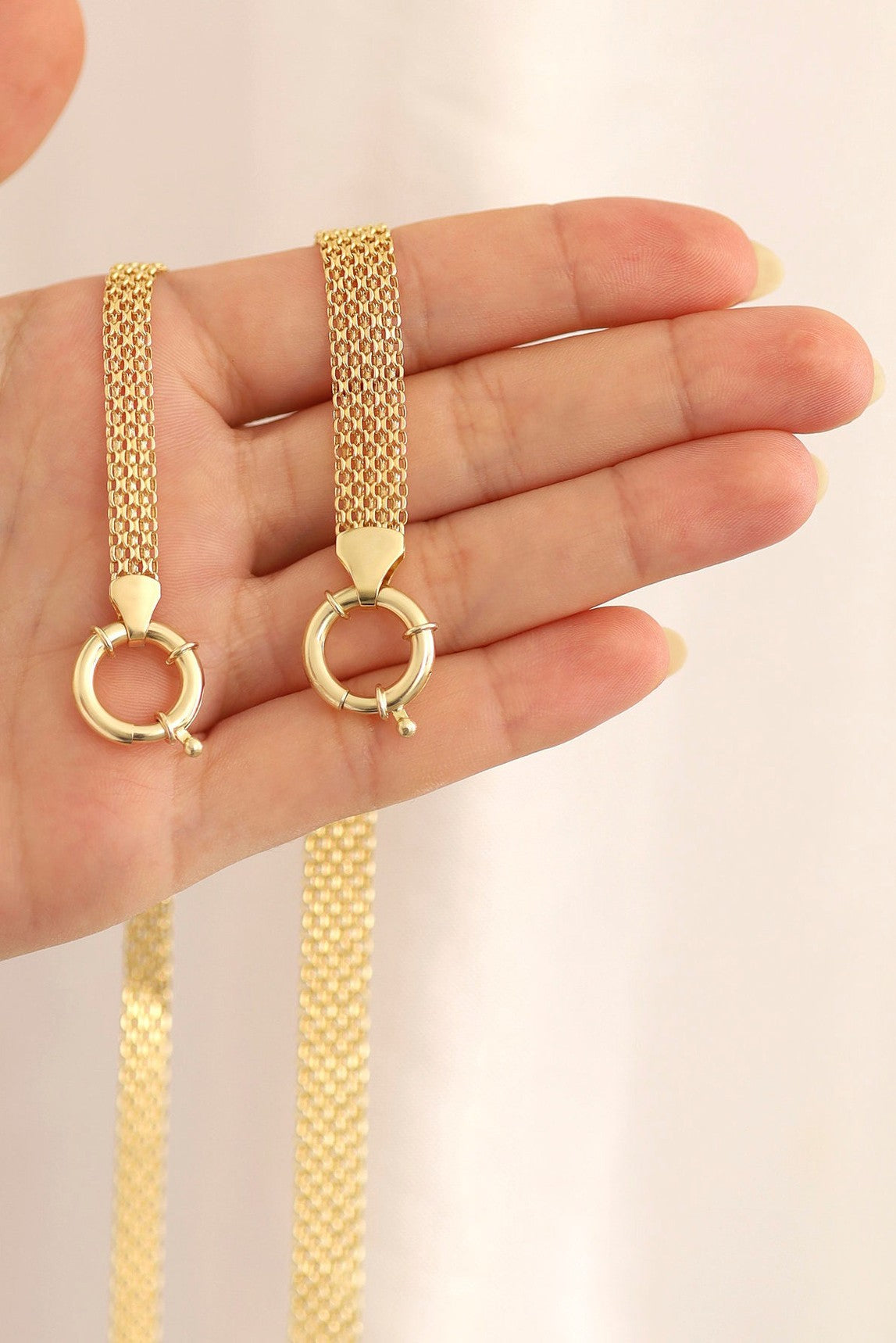The Monroe Mesh Bracelet