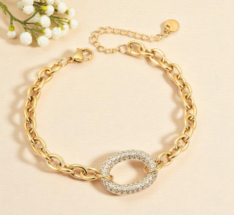 The Lena Oval Bracelet